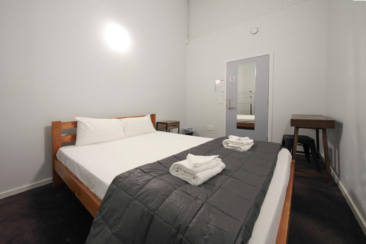 Laneway Backpackers Hostel Wellington Exterior photo